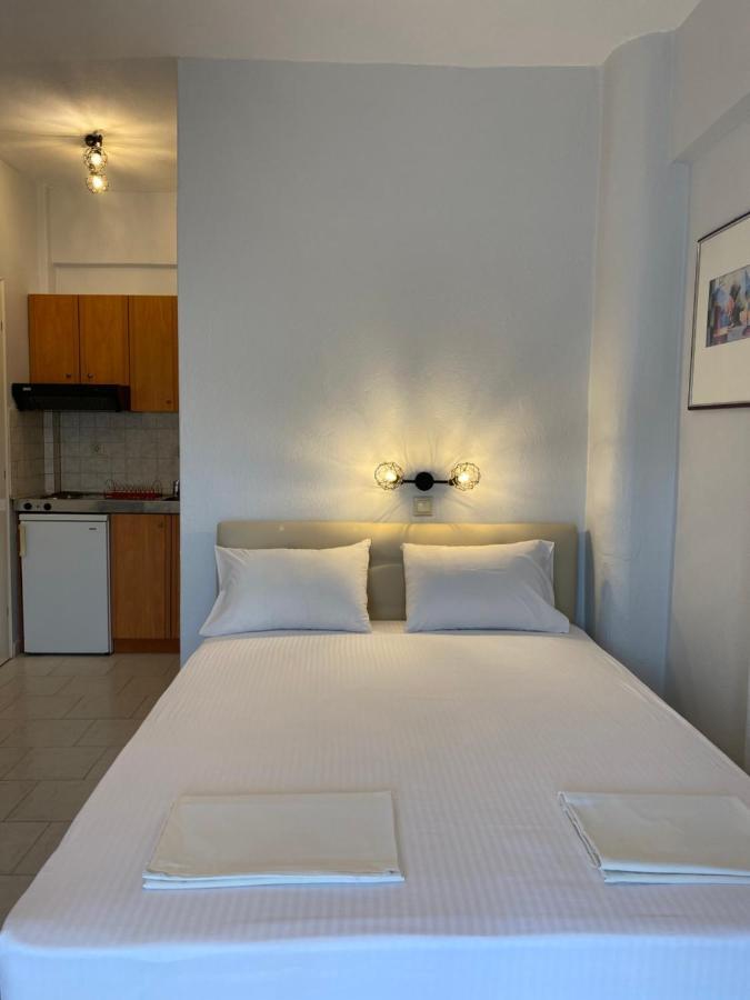 Rooms Chrysoula Vrasná Eksteriør billede